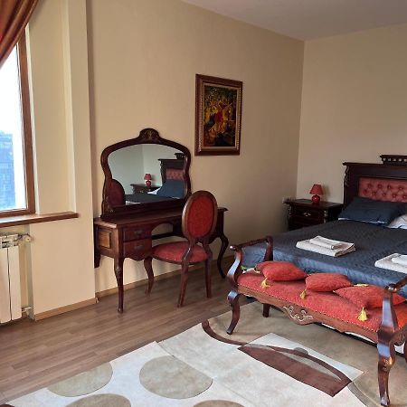 Dalv Residence - Spa Fairy Tale In Old Szófia Kültér fotó